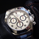 Imagen para el artículo titulado Compra un sofá de segunda mano por 25 dólares. Cuatro años después encuentra un Rolex legendario en su interior